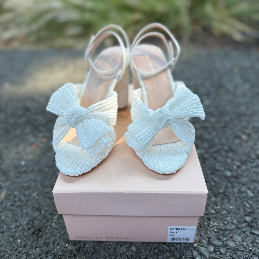 Loeffler Randall Women's White Lace Bow Sandals